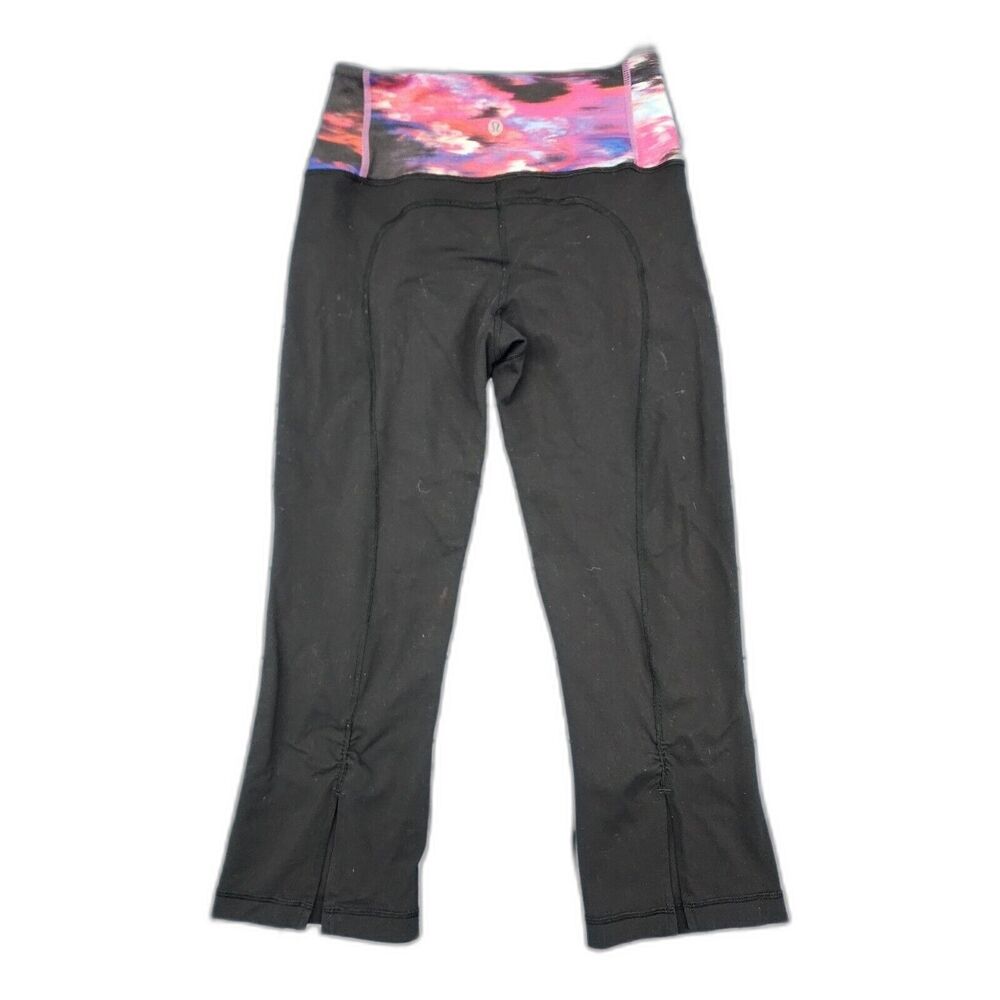 Lululemon Athletica Women's Crop Leggings Black Pink Purple Size 4